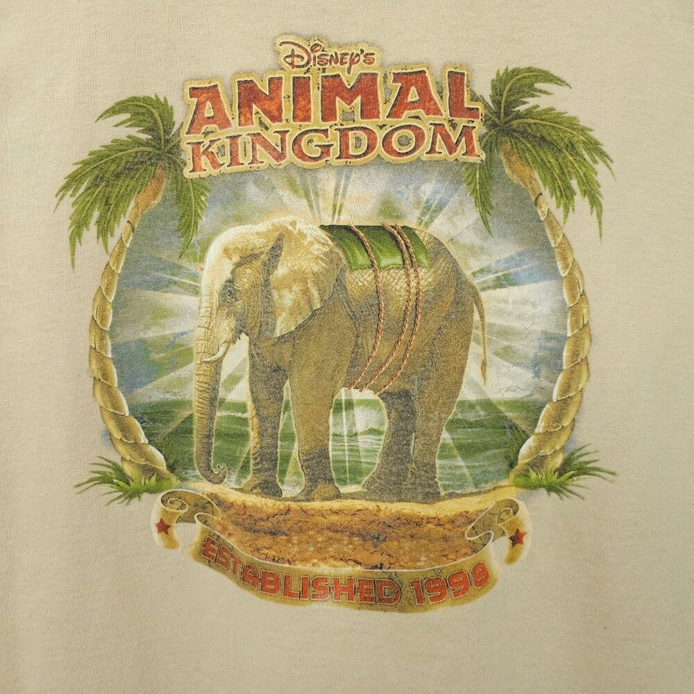 Walt Disney World Animal Kingdom Graphic T Shirt L Beige Elephant Palm Trees